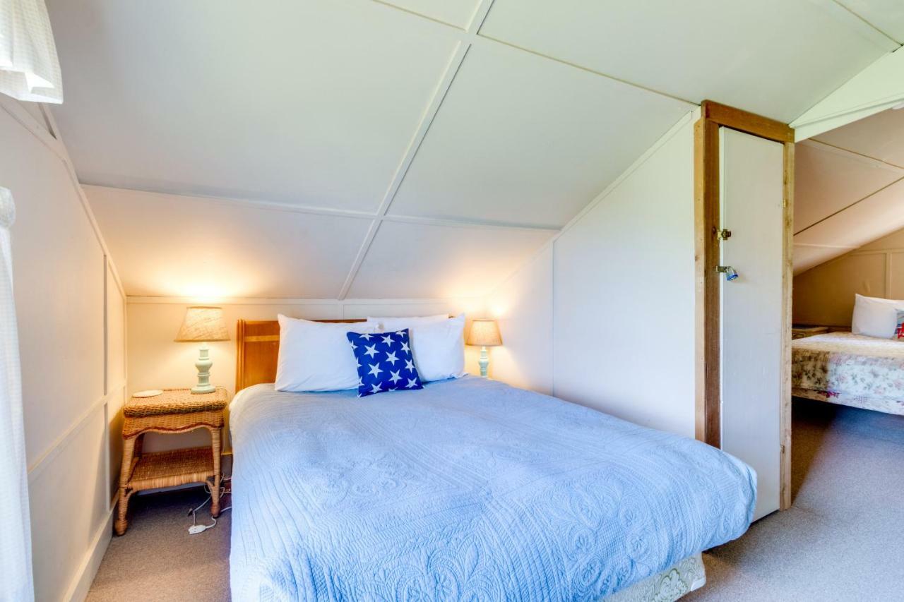 Happy Camp Beachfront Cabin Netarts Exteriér fotografie
